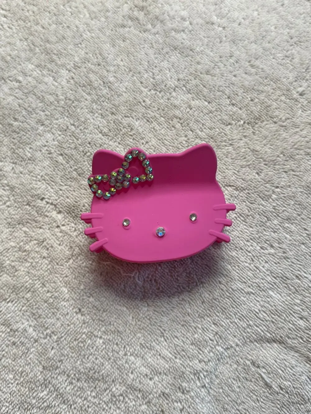 Large hello kitty hair claw clip matte pink with rhinestone accent
